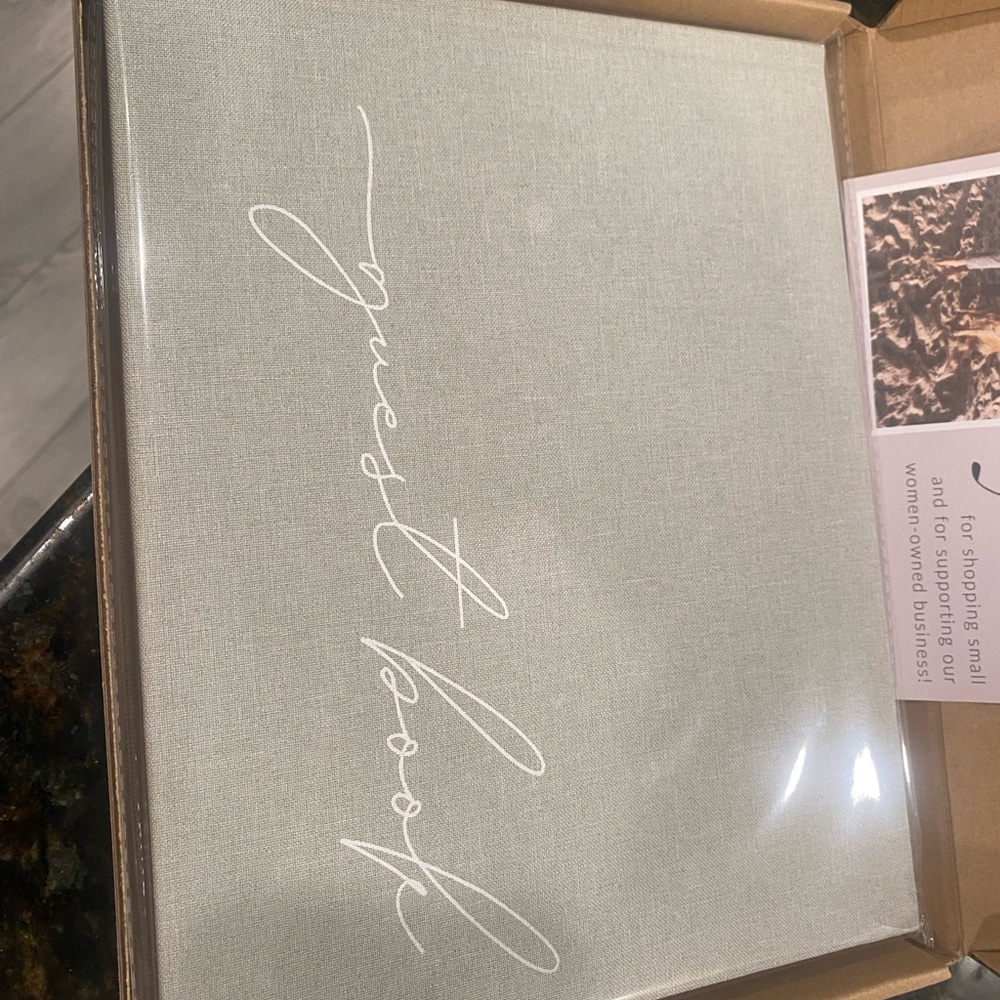 Polaroid / Instax Wedding sage greenGuest Book Set – 220 Film Exposures Included